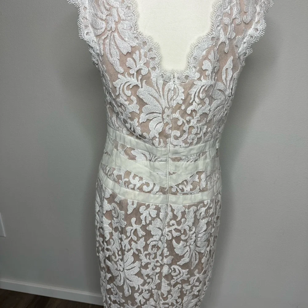 Tadashi Shoji Cream Sheath Wedding Dress Sweetheart Neckline - Picture 2 of 6